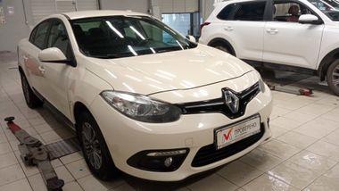 Renault Fluence 2013 года, 87 164 км - вид 1