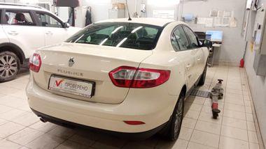 Renault Fluence 2013 года, 87 164 км - вид 2