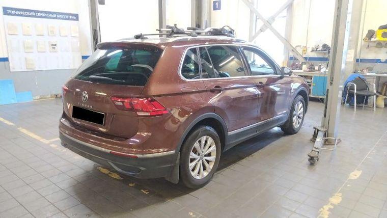 Volkswagen Tiguan,  - вид 2