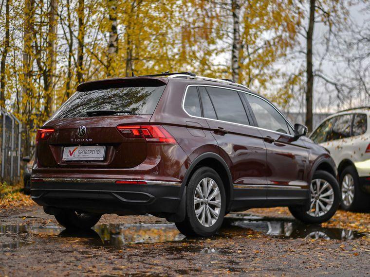 Volkswagen Tiguan,  - вид 1