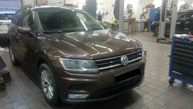 Volkswagen Tiguan 2017 года, 231 886 км - вид 2