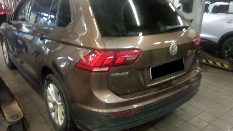 Volkswagen Tiguan,  - вид 3