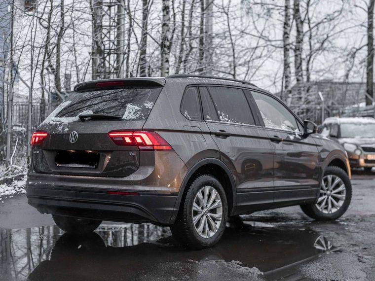 Volkswagen Tiguan 2017 года, 231 886 км - вид 2
