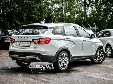 ВАЗ (LADA) Vesta Cross 2021 года, 76 248 км - вид 2