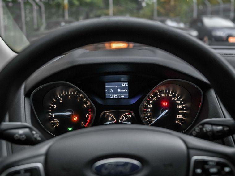 Ford Focus,  - вид 4