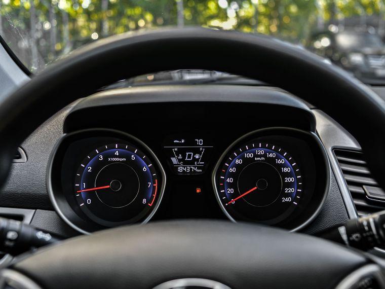 Hyundai Elantra,  - вид 4