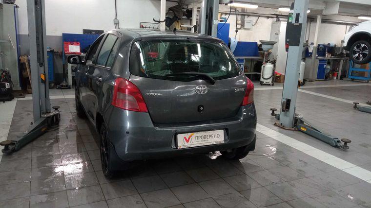 Toyota Yaris, 2008 - вид 3