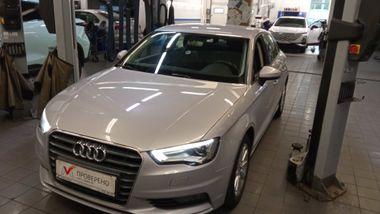 Audi A3 2015 года, 86 352 км - вид 1