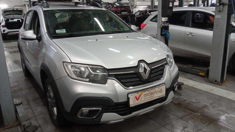Renault Sandero Stepway 2019 года, 120 000 км - вид 2