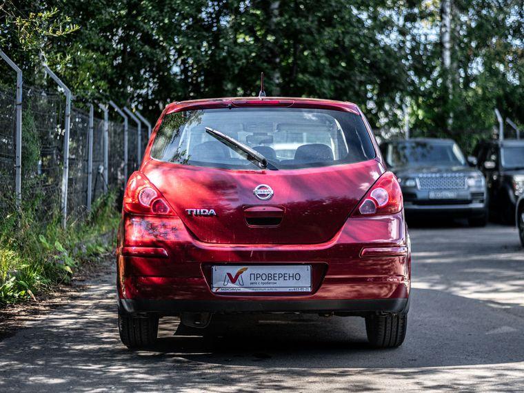 Nissan Tiida,  - вид 3