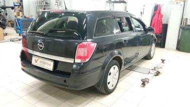 Opel Astra 2014 года, 138 654 км - вид 2