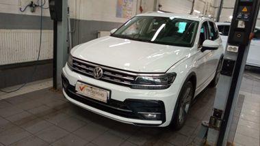 Volkswagen Tiguan 2020 года, 130 195 км - вид 1