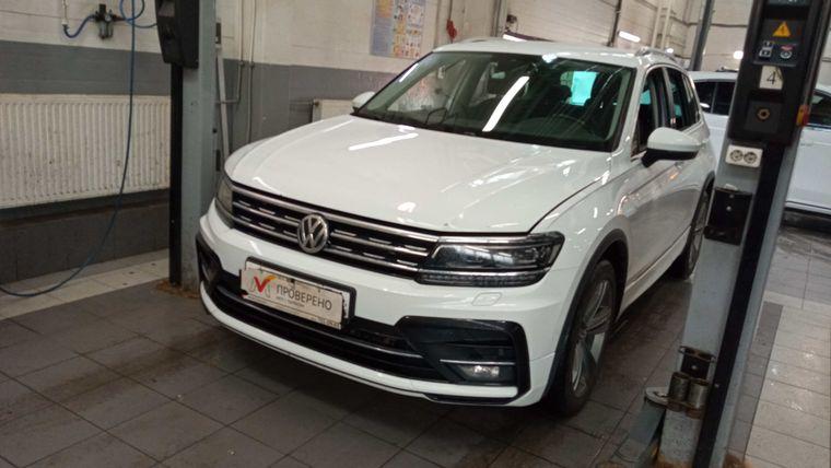 Volkswagen Tiguan 2020 года, 130 195 км - вид 1