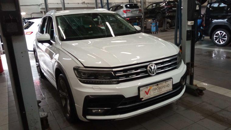 Volkswagen Tiguan 2020 года, 130 195 км - вид 2