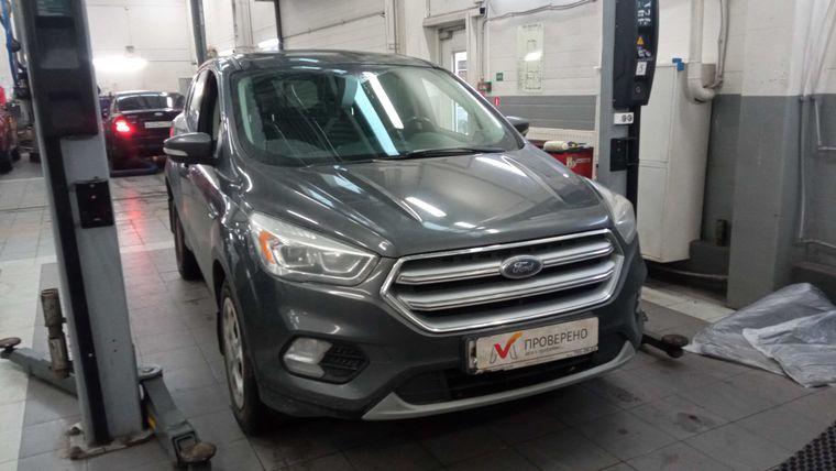 Ford Kuga,  - вид 1