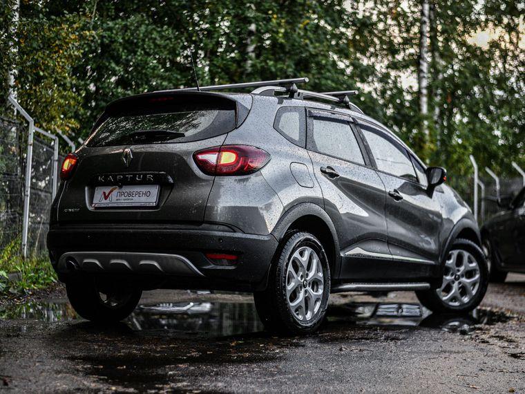 Renault Kaptur 2016 года, 240 000 км - вид 2
