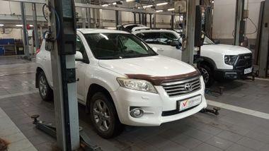 Toyota RAV4 2011 года, 233 209 км - вид 2