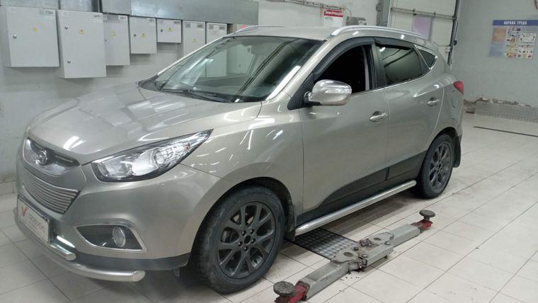 Hyundai ix35 2011 года, 192 408 км - вид 1