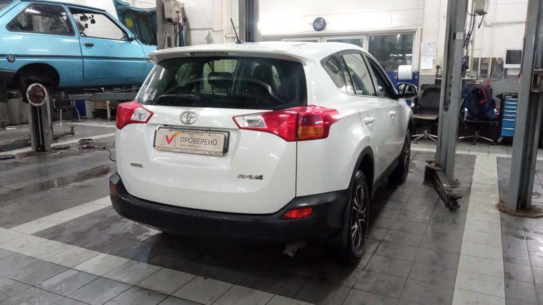 Toyota RAV4,  - вид 2