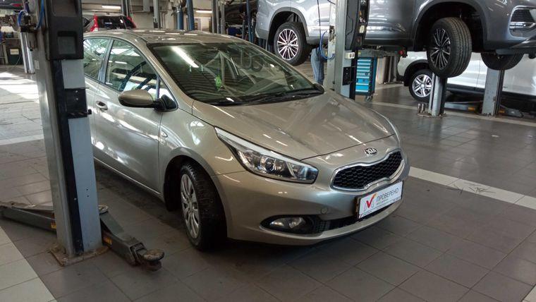 Kia Ceed 2015 года, 114 390 км - вид 2