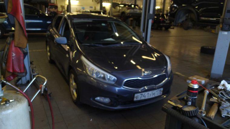 Kia Ceed 2012 года, 287 000 км - вид 1