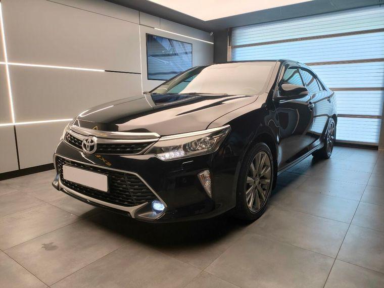 Toyota Camry, 