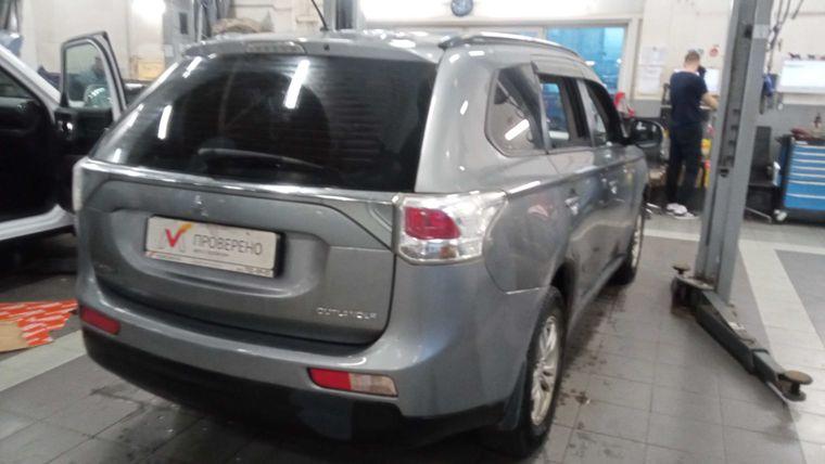 Mitsubishi Outlander,  - вид 2