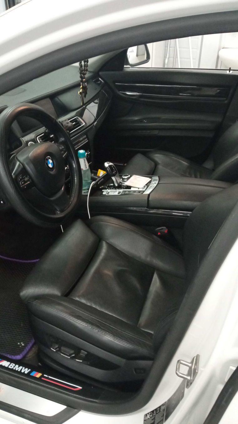 BMW 7 серия, 2011 - вид 4