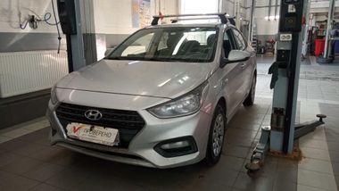 Hyundai Solaris 2018 года, 246 713 км - вид 2