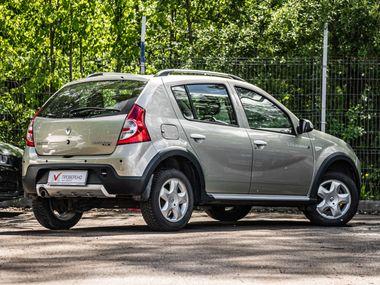 Renault Sandero Stepway 2014 года, 72 041 км - вид 2