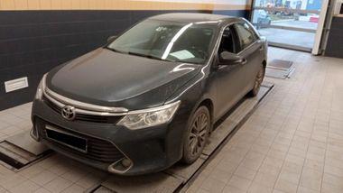 Toyota Camry 2016 года, 244 295 км - вид 1