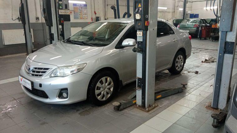 Toyota Corolla 2011 года, 207 562 км - вид 1