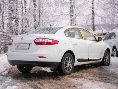 Renault Fluence 2014 года, 75 000 км - вид 2