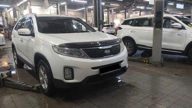 Kia Sorento 2012 года, 200 350 км - вид 2
