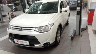 Mitsubishi Outlander 2014 года, 138 500 км - вид 1