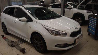 KIA Ceed 2015 года, 102 734 км - вид 2