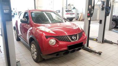 Nissan Juke 2014 года, 93 235 км - вид 2