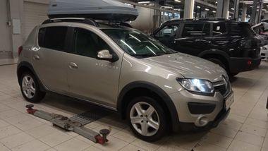 Renault Sandero Stepway 2017 года, 131 546 км - вид 2