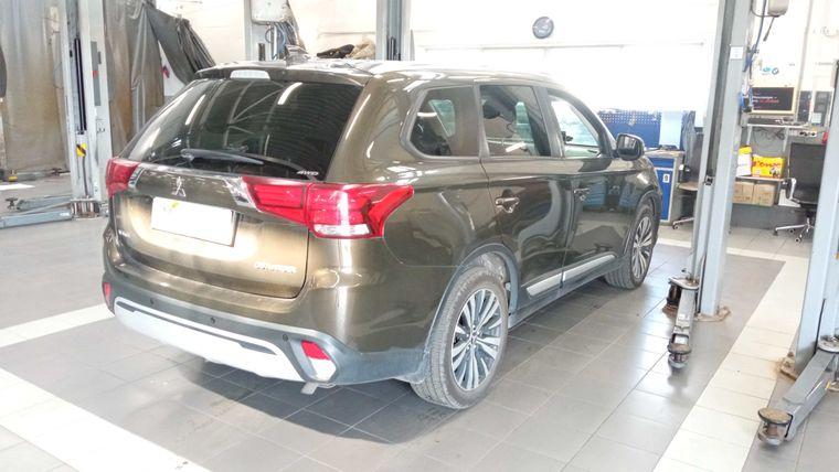 Mitsubishi Outlander,  - вид 2