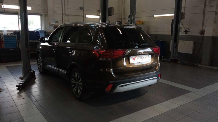 Mitsubishi Outlander,  - вид 3