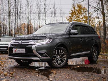 Mitsubishi Outlander 2018 года, 130 124 км - вид 1