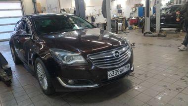 Opel Insignia 2014 года, 182 158 км - вид 2