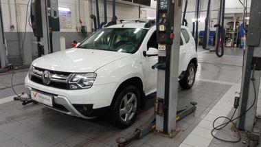 Renault Duster 2018 года, 255 414 км - вид 1