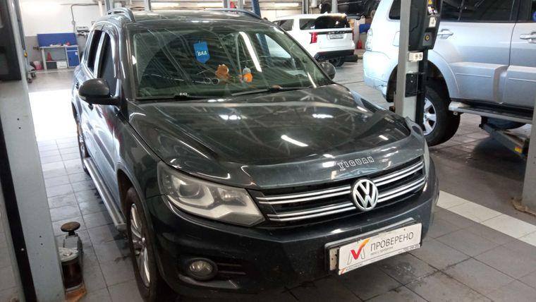 Volkswagen Tiguan 2011 года, 399 616 км - вид 2
