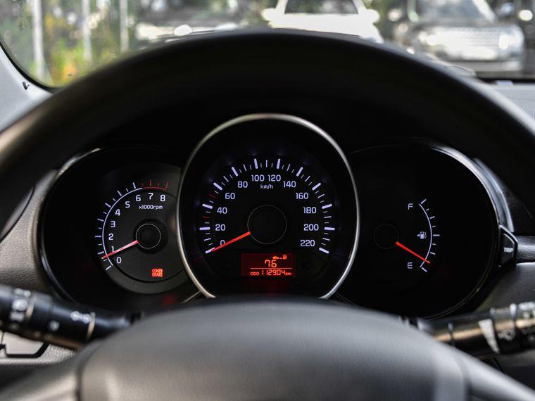 Kia Rio,  - вид 4