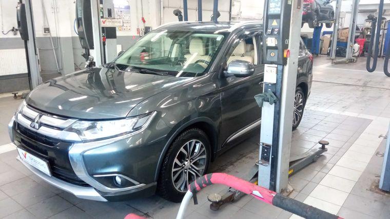 Mitsubishi Outlander 2016 года, 117 691 км - вид 1