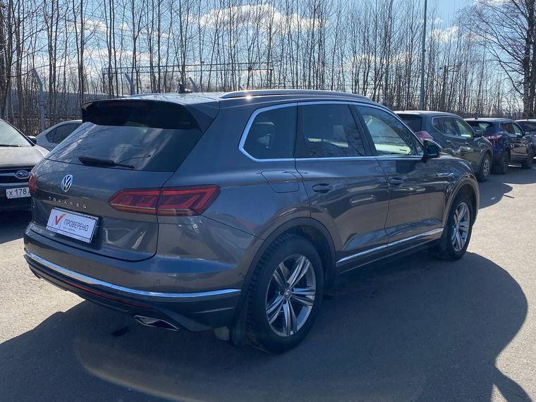 Volkswagen Touareg, 2019 - вид 3