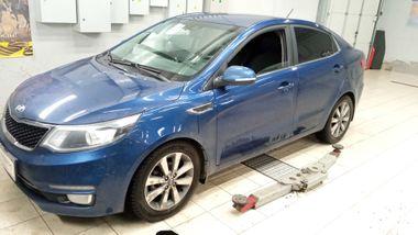 Kia Rio 2015 года, 165 179 км - вид 1