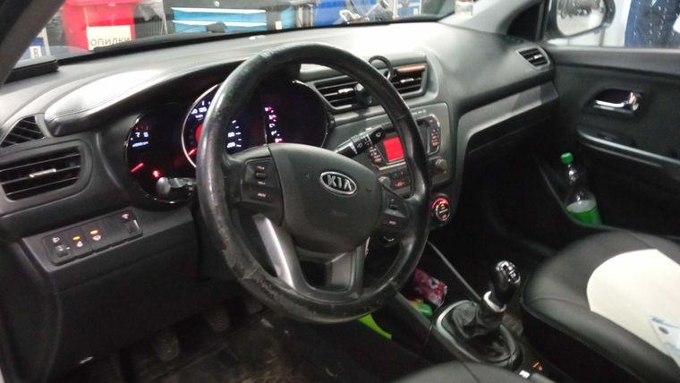 Kia Rio,  - вид 4