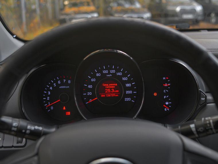 Kia Rio,  - вид 4
